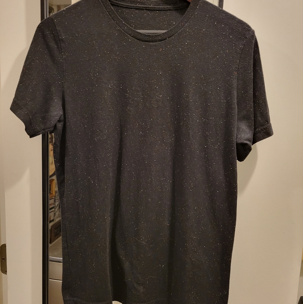 Mens Amazon Basics Fashion T-Shirt Size Medium